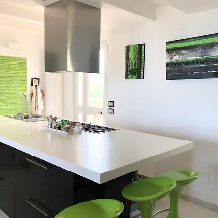Appartamento Se228 - Montemarciano, Moderno E Ampio Trilocale Fronte Mare Con Terrazza Montemarciano