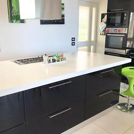 Appartamento Se228 - Montemarciano, Moderno E Ampio Trilocale Fronte Mare Con Terrazza *